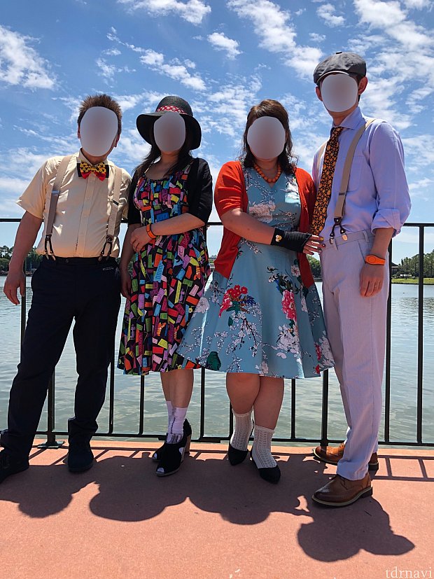 左側から、TOMOMIさんご夫婦と、ちびりす&チデ吉さんご夫婦。