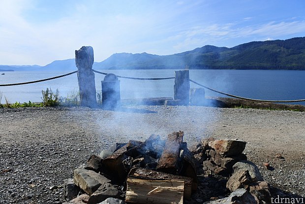 WOOD CHIP FIREにはベンチがいくつかあります。ここからの景色もなかなか良かったです。