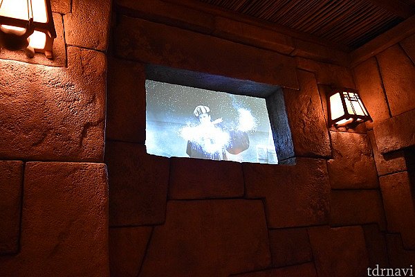 長い長いｑライン まるでインディジョーンズに迷い込んだかのよう ソアリン オーバー ザ ホライズン 上海