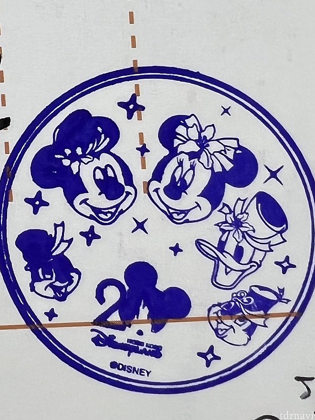 スタンプは20周年記念デザイン！日本まで送れる！ポストカード