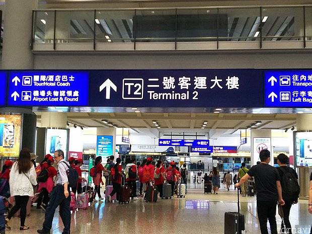 terminal1利用の場合は、真ん中の出入口を目指しましょう。