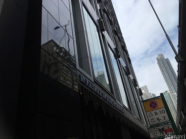 オリンピック駅周辺はパークに行くにも観光にも便利な立地なので、うまく利用して楽しい香港滞在を満喫してください〜。
