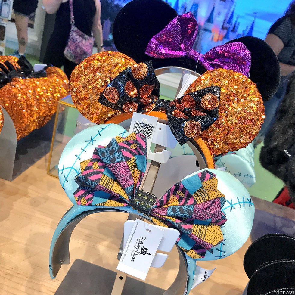紫のリボンとオレンジはハロウィン
