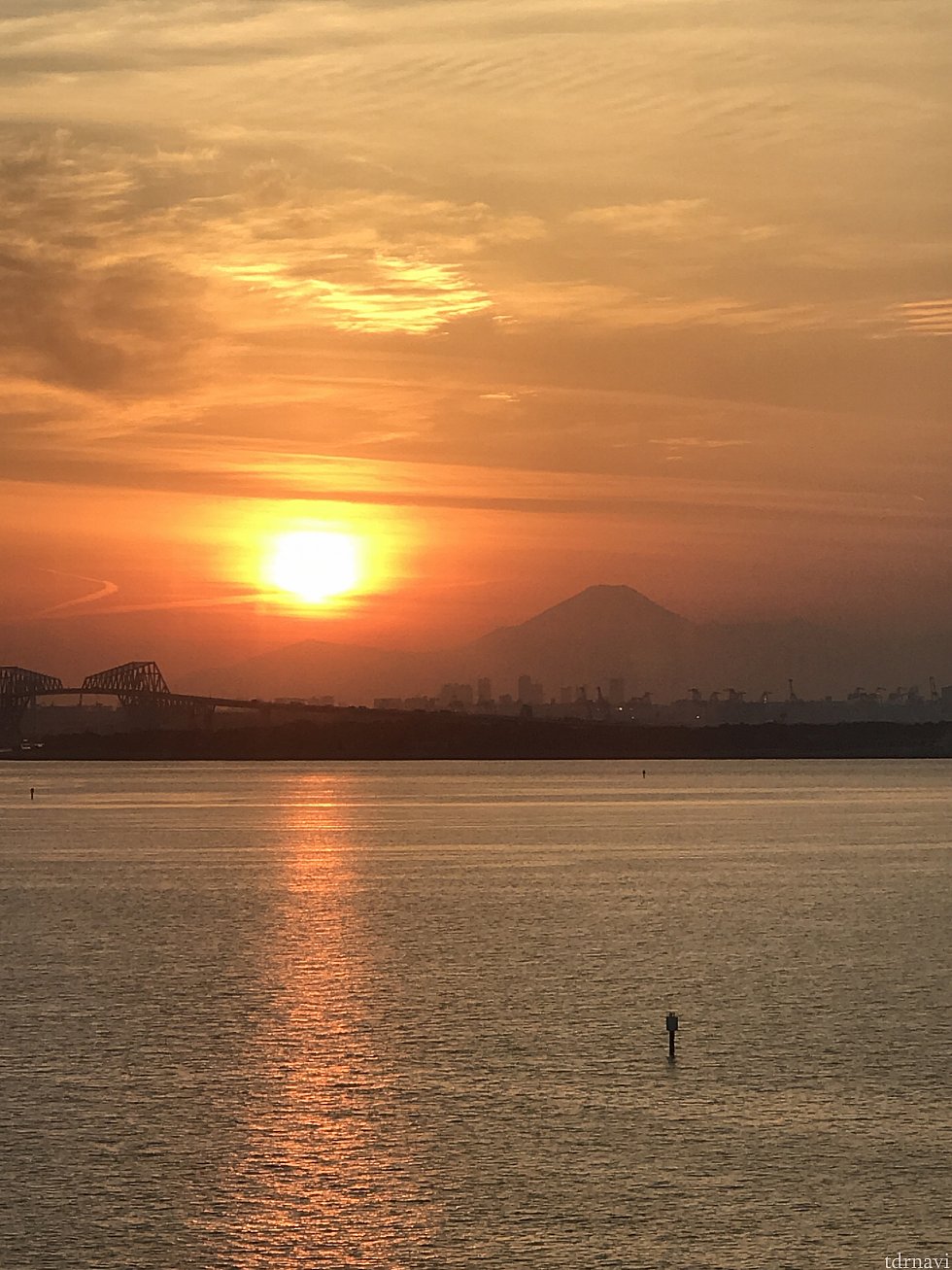 富士山と夕陽が綺麗でした(^o^)