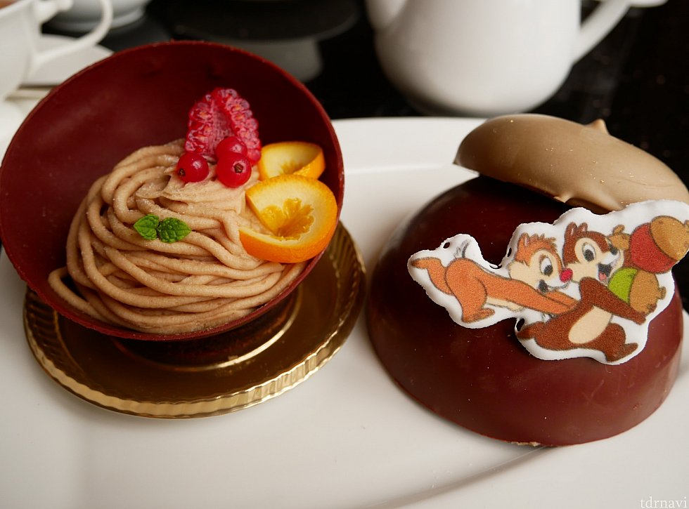 二人で分けてちょうどいい量。
今回はケーキセット1つ、単品紅茶を頼み、2人で分けました🍰