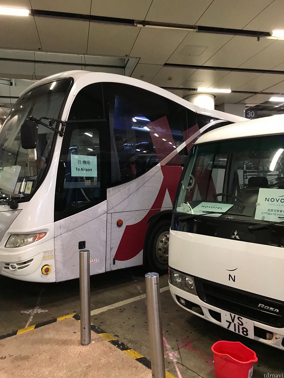 空港から無料送迎バスがあるのは、ありがたいです。
空港からタクシー利用ですと50.5HK$でした!