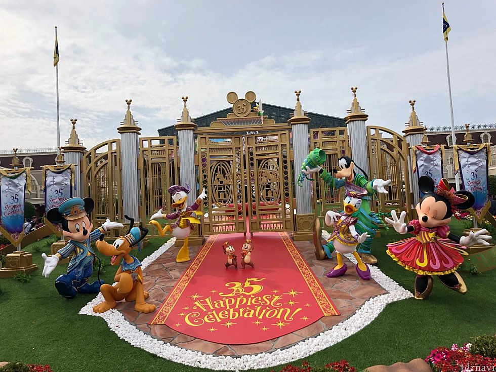 サクサク入園で、日頃は後回しになっちゃうフォトスポットも朝イチで撮れます♪