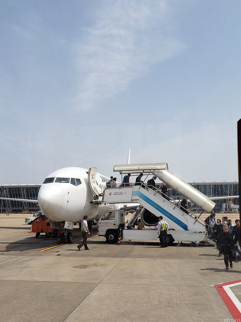 浦東空港は行きも帰りもバス移動。