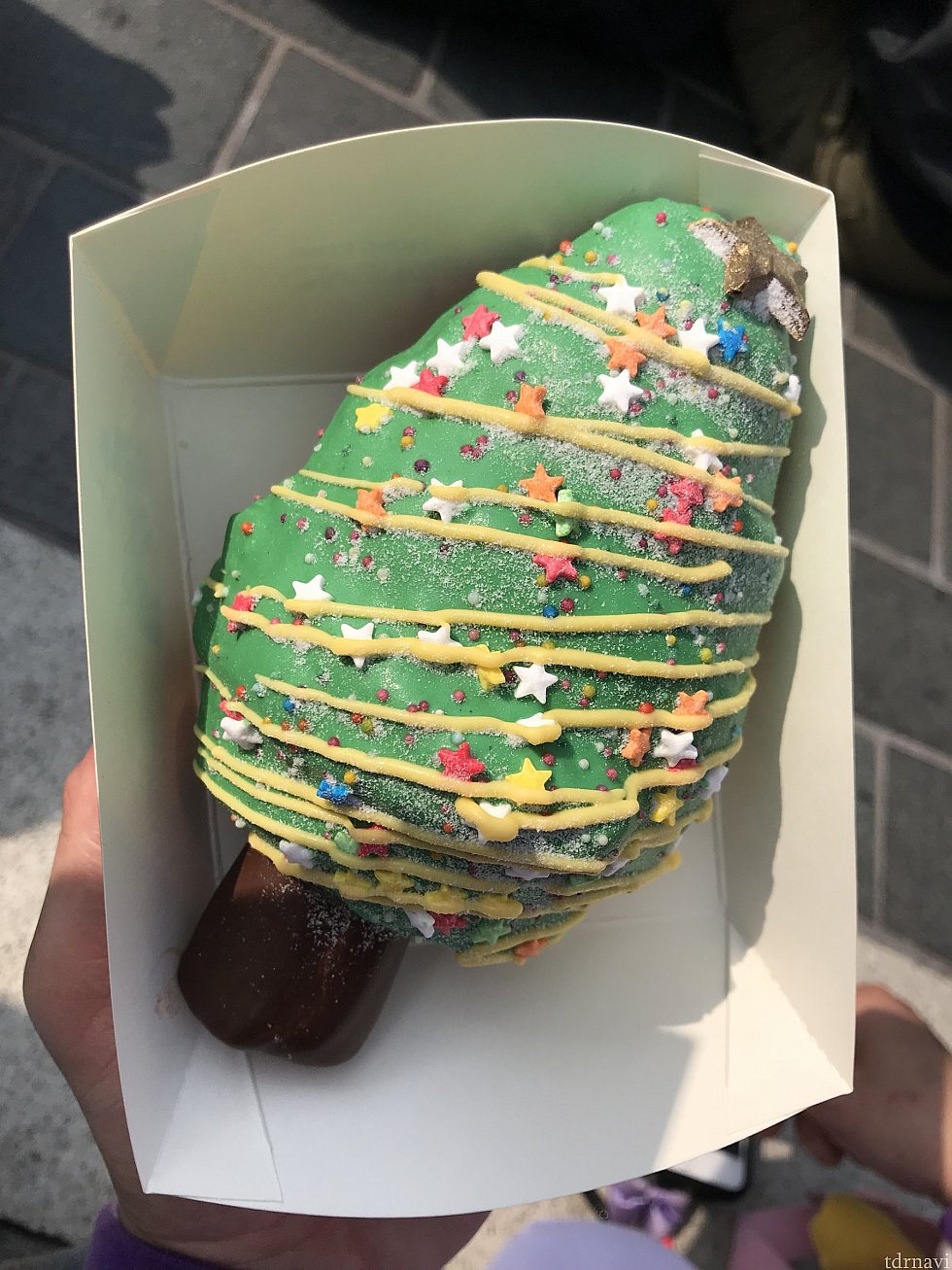 ツリーのパン