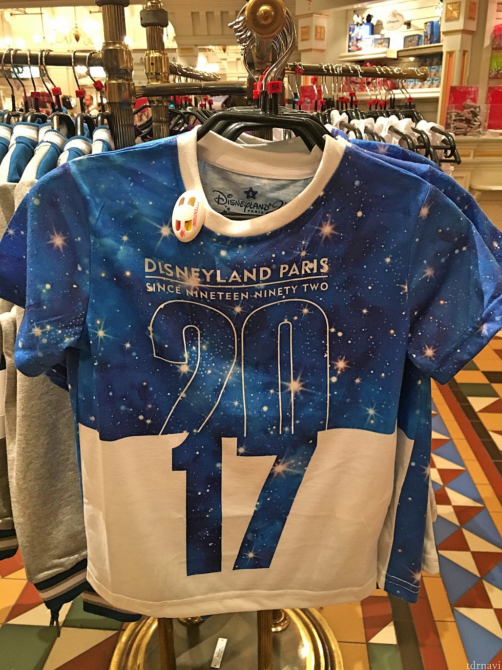 Tシャツ 22.99€