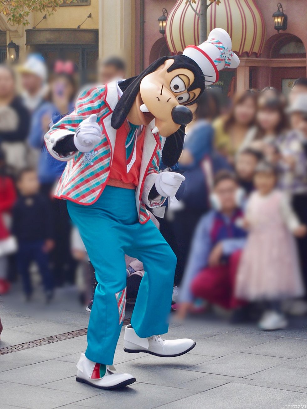 グーフィーはやはり右側に