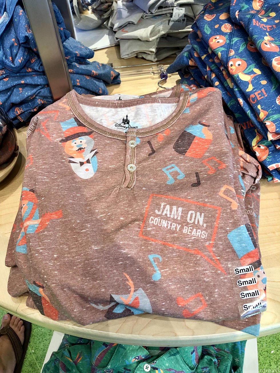 カントリーベアジャンボリーのグッズとはこれまた珍しい!