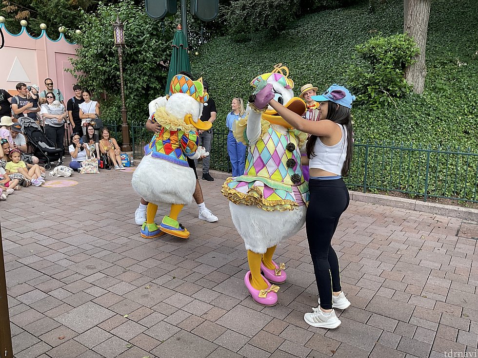 仲が悪くなってゲストとダンスするのはデフォルトらしい
