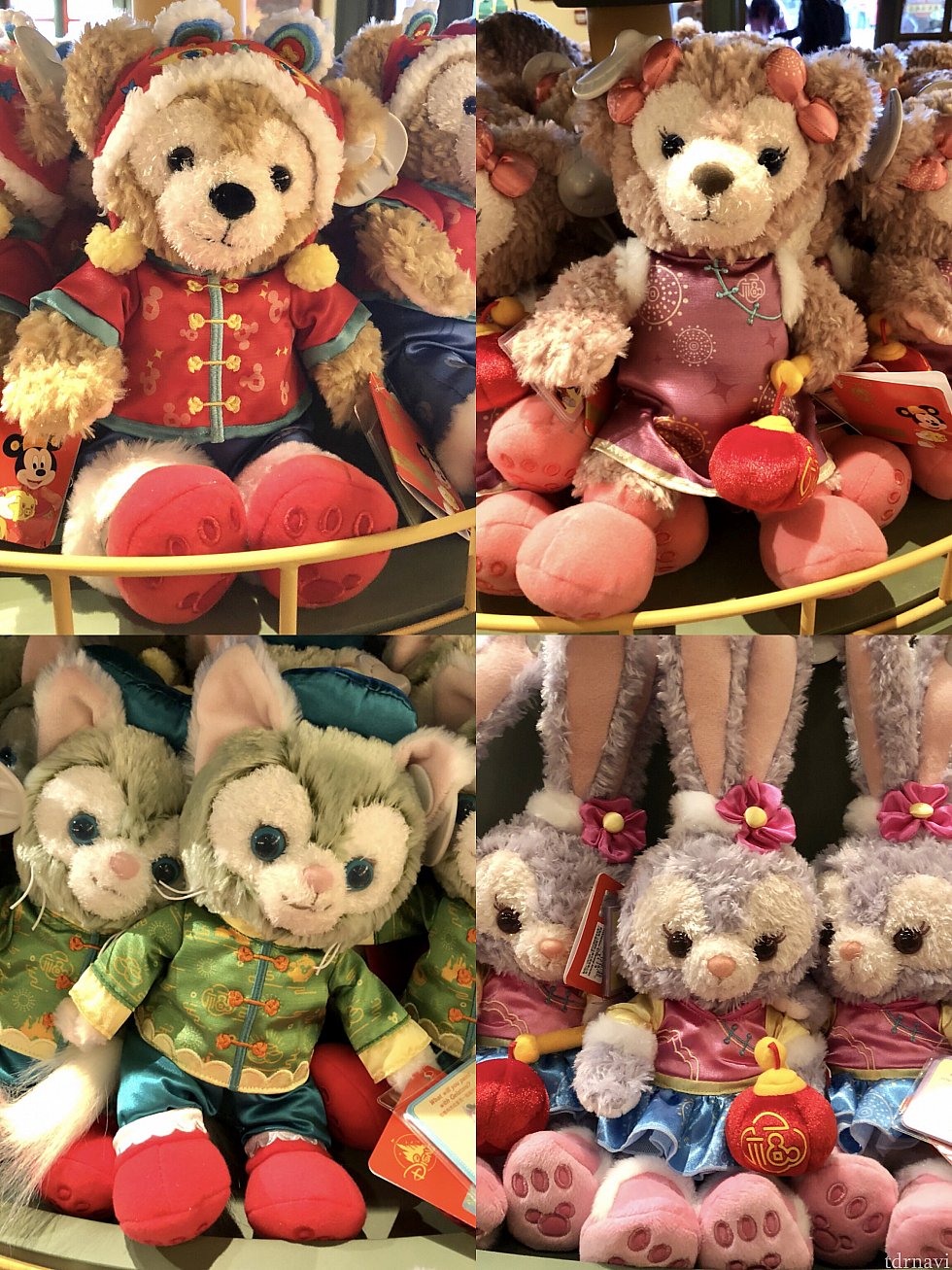 SSサイズのぬいぐるみ 各179元。みんな可愛い♡
メイちゃんとルーちゃんは提灯を持っています