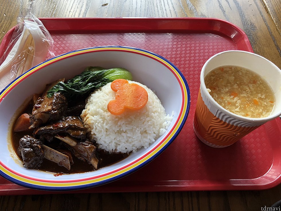 鹿肉の煮込み丼+スープで95元