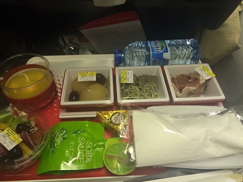 機内食です(^o^)