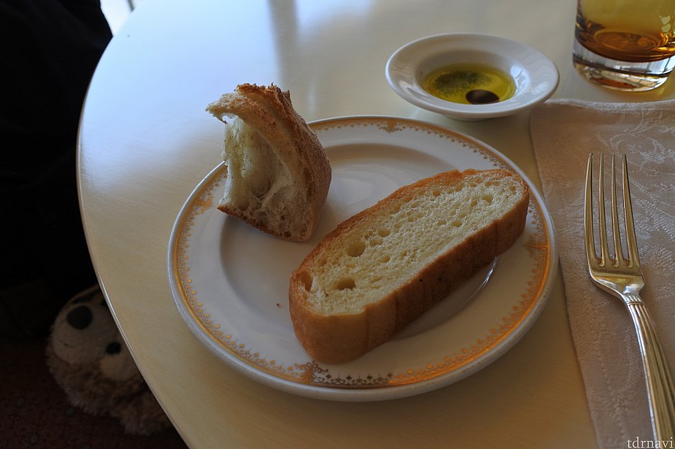 パンはお代わり自由
