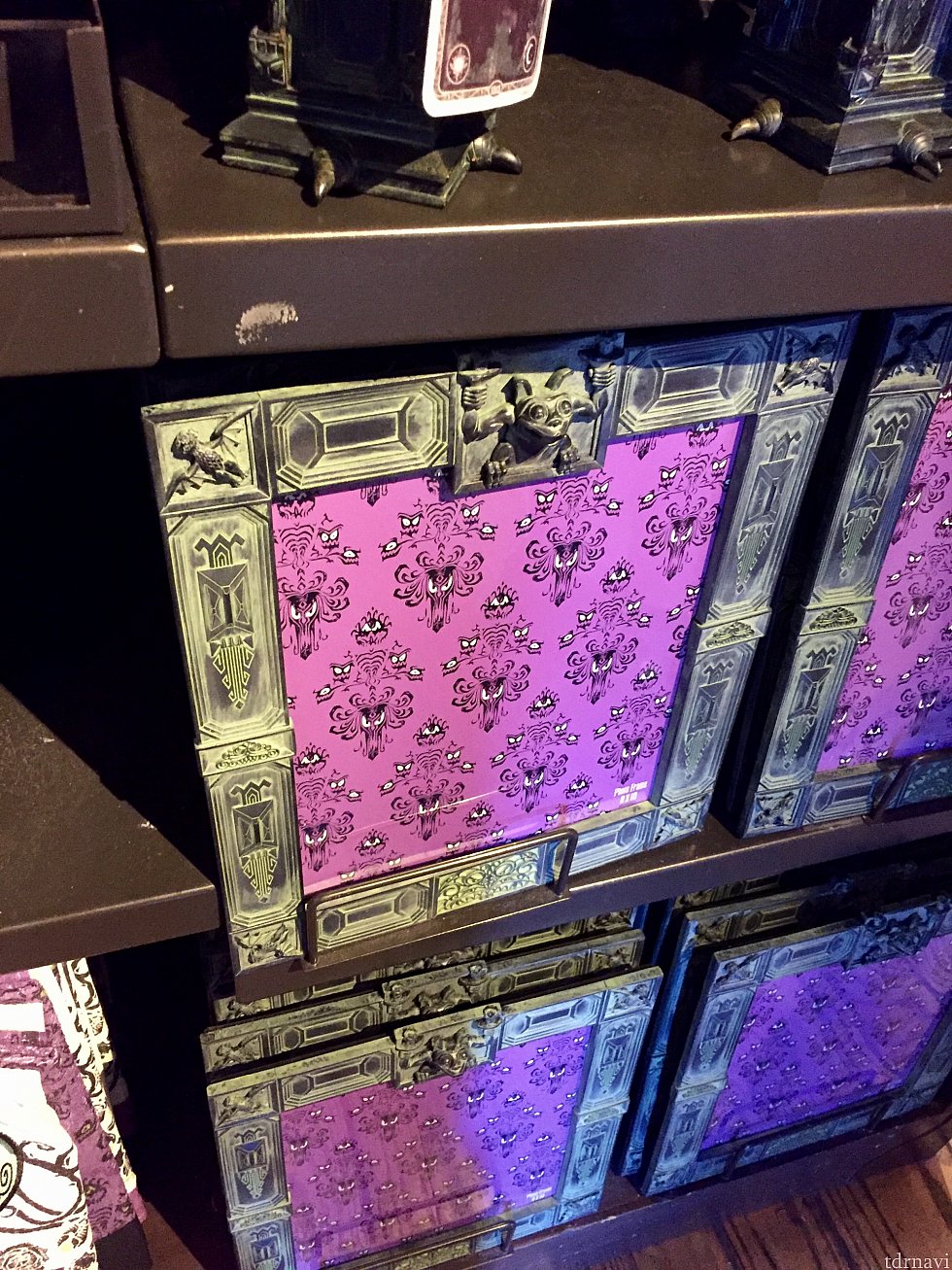 フォトフレームは$27.99