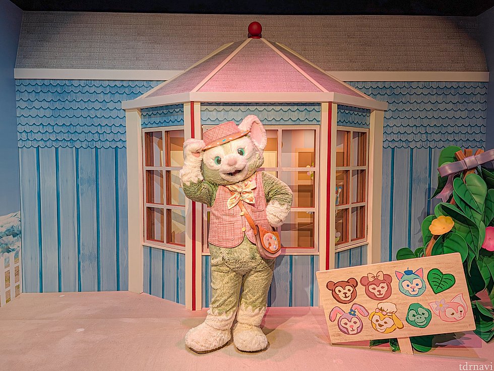 📍Duffy & Friends Playhouse<br>
ジェラたちも秋の装いに!!!
