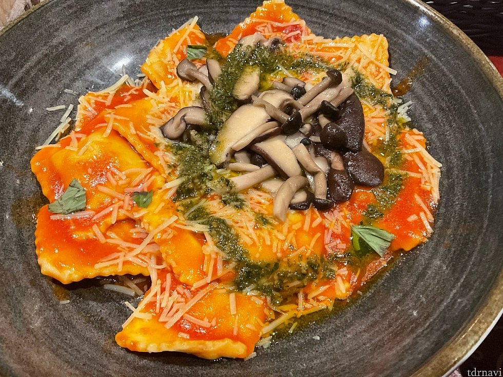 私が注文したラビオリ。ベジタリアンメニューという感じはしません