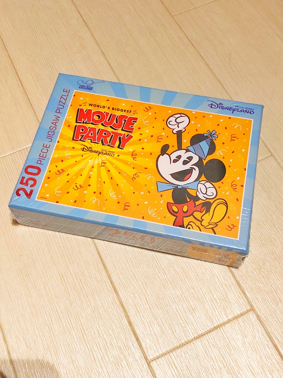 プレゼント内容は、90周年ミッキーのジグソーパズル(250ピース)