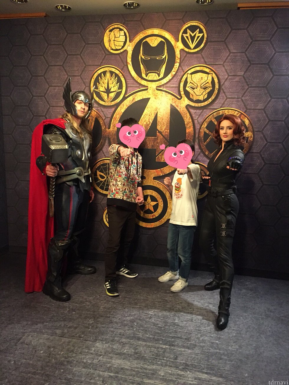 ソー、ブラックウィドウは
モデルさん並みのスタイルでお顔も超お綺麗で見とれてしまいます!(≧∇≦)
