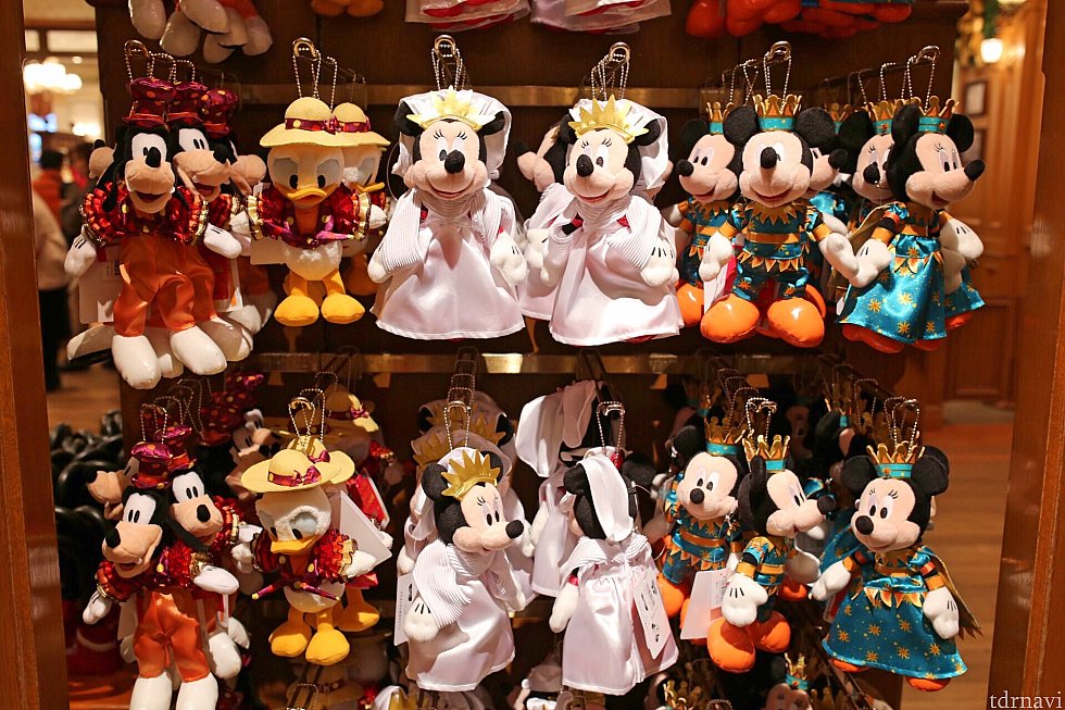ぬいぐるみバッジが沢山置いてありました!