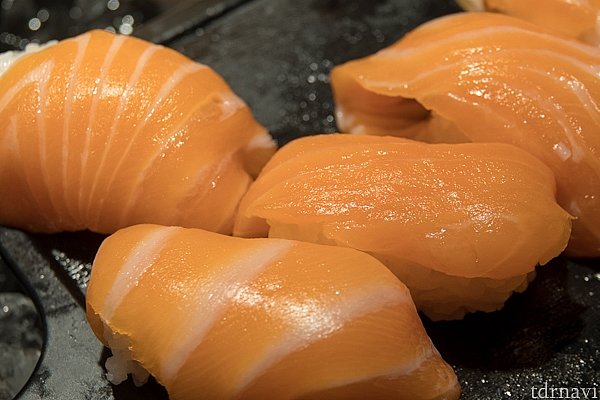 お寿司もけっこう美味しかったです。海外のお寿司としてはかなりいけます。