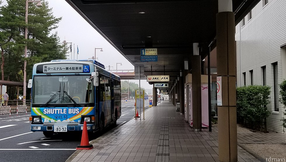 第2~4駐車場までが無料です。第4駐車場は少し遠いのでバスが出てます。