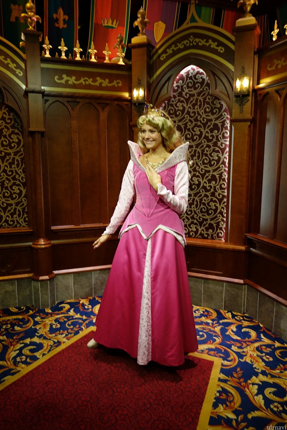 ロイヤル・ホールにて。オーロラ姫も美人さんでした。