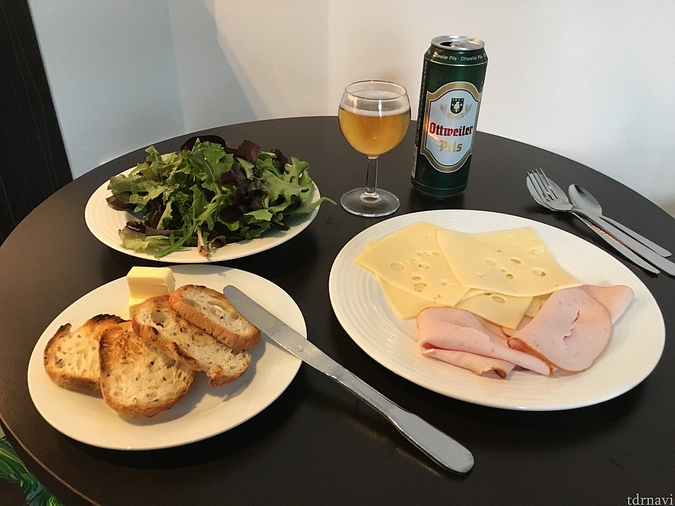 簡単に盛り付けただけですが、ヘルシーで自分に合った料理が作れるのは良いです。パークは、パスタやハンバーガーが多いので….
