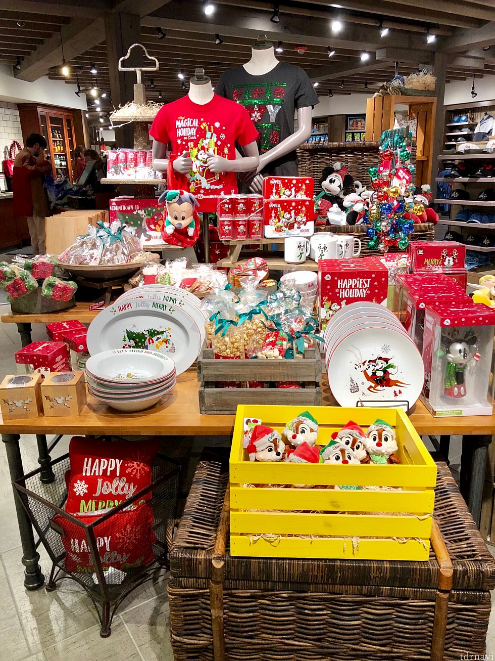WDWクリスマスグッズ特集第一弾は如何だったでしょうか。今回はグッズの数が本当に多かったので、数回に分けてレポートして行きたいと思いますので、次回のレポートもお楽しみに!