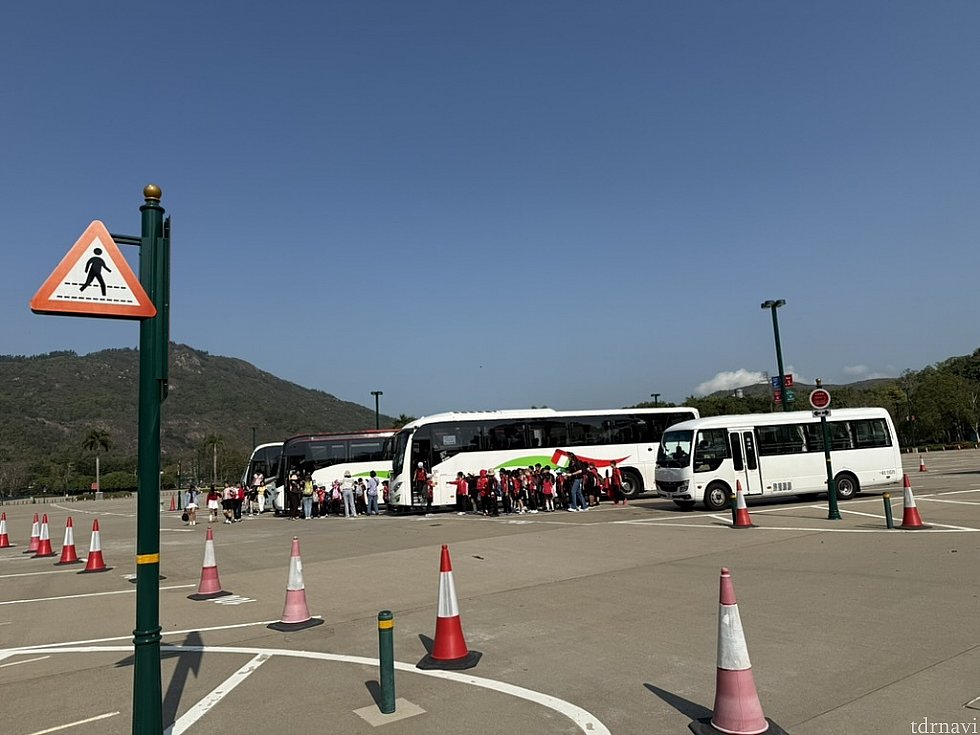 ディズニーの降車場所はタクシー乗り場の先になります<br>
ABCのバス乗り場ではないのでご注意を