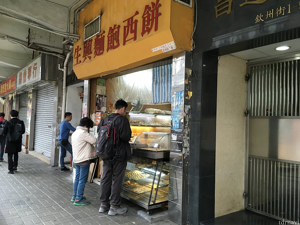ナンチョン駅に行く途中にあるこちらのパン屋さんに大変お世話になりました