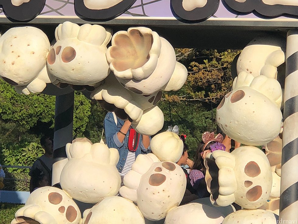ユニークなポップボーン
ハロウィーンにピッタリですね!食べて見たいです(^。^)