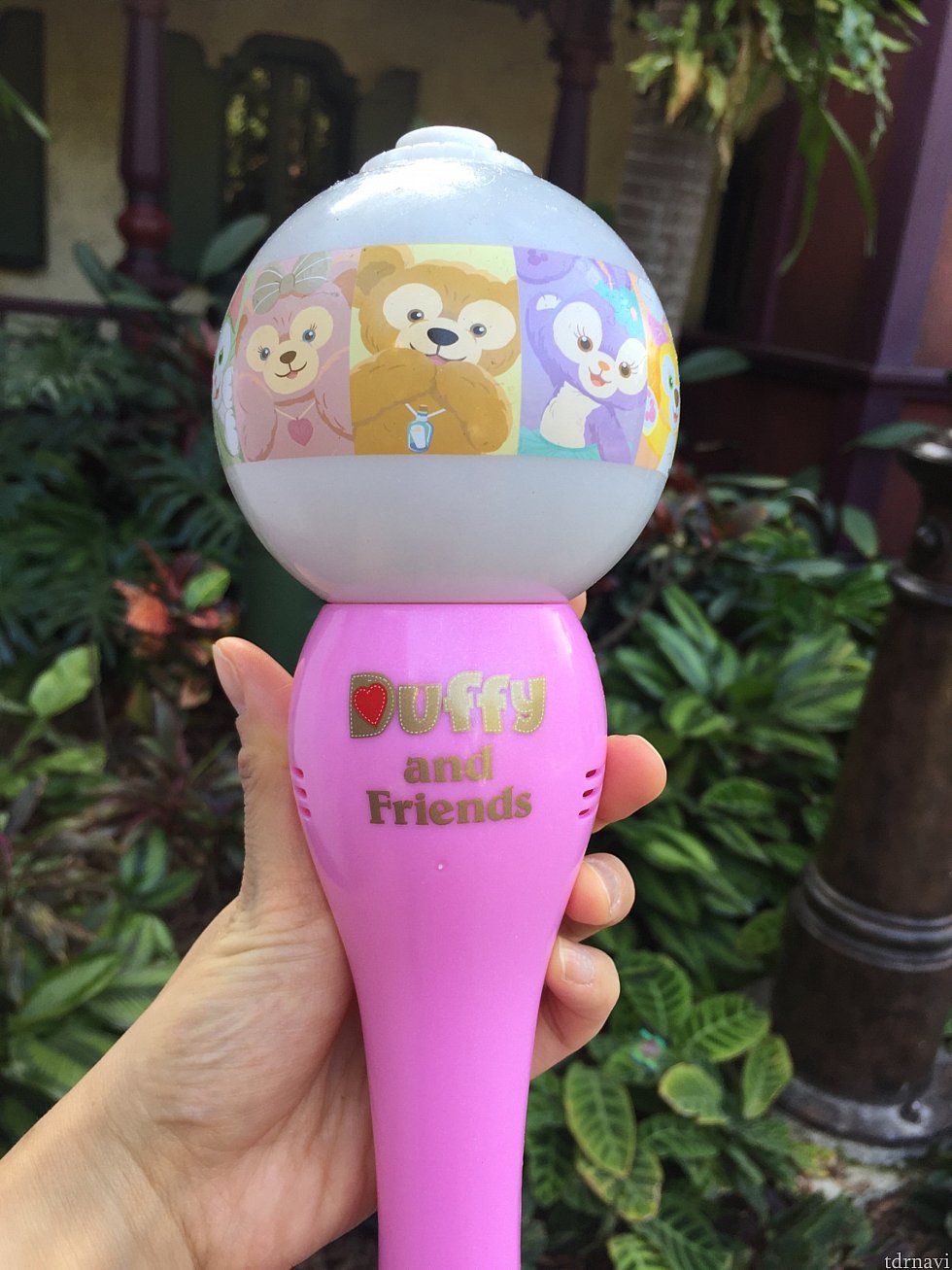 ダッフィー&FRIENDS
ダッフィー、シェリーメイ、ステラルー、ジェラトーニ、クッキーが描かれています♪