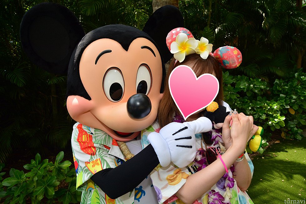 今回もミッキーにネイルを見せたら、ネイル見せながら写真撮ろー!ってしてくれました!
