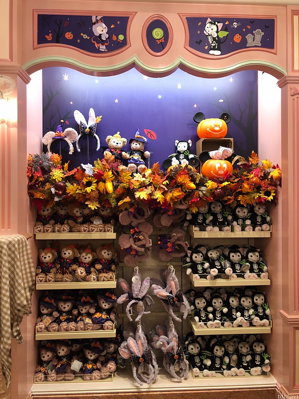 ディスプレイが各ショップで凝ってて可愛い!
こちらは Sweethearts Confectionery