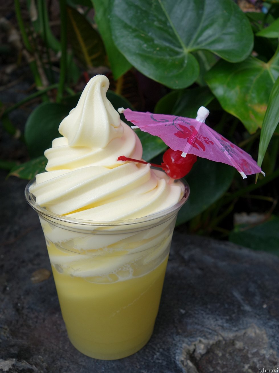 パイナップルソフトクリームとジュースが美味しい！（カリフォルニア）