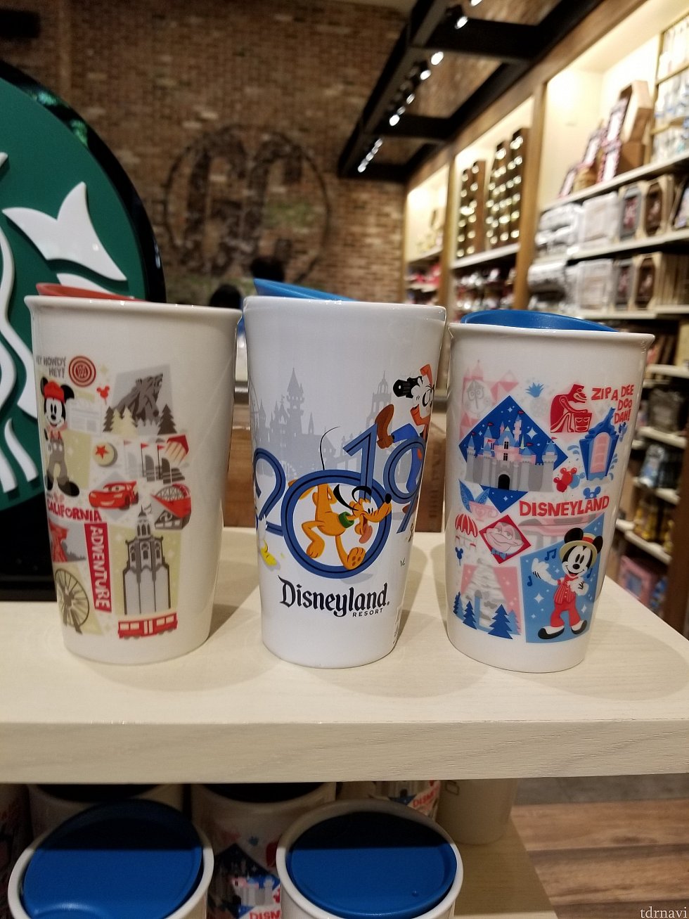 スタバマグと2019マグ