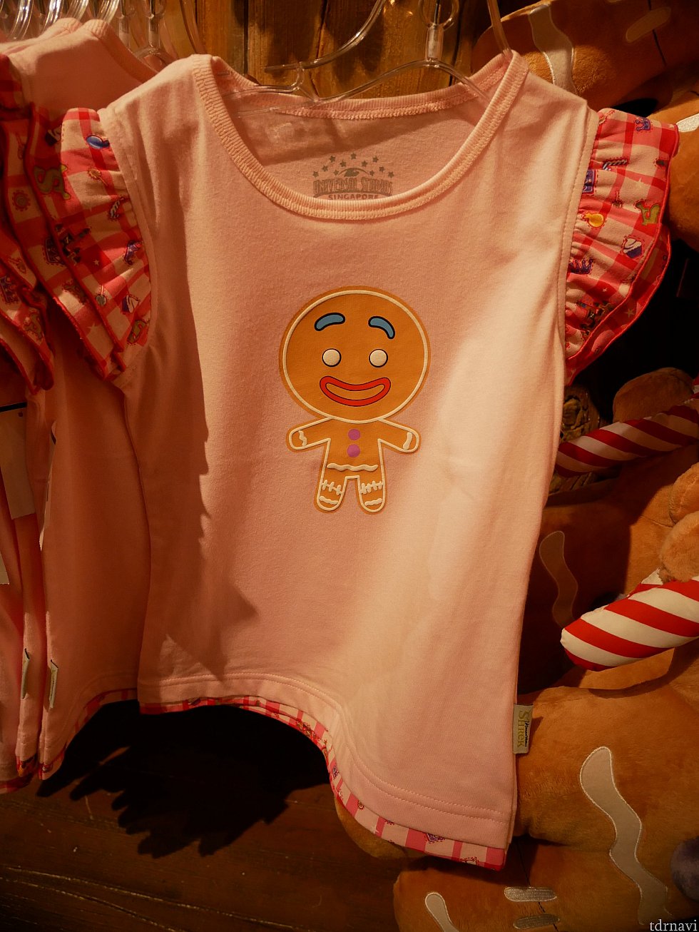 子供用のTシャツ 25ドル