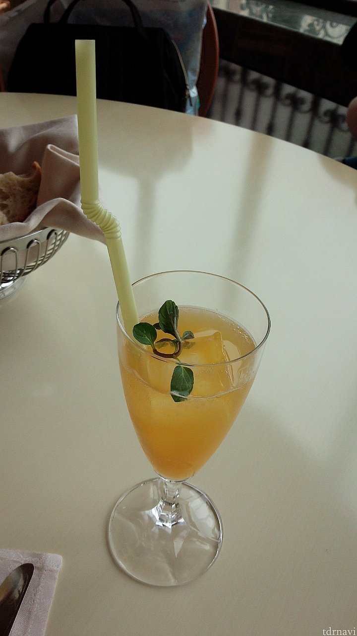 ファンダフルディズニーの特典のノンアルコールカクテル