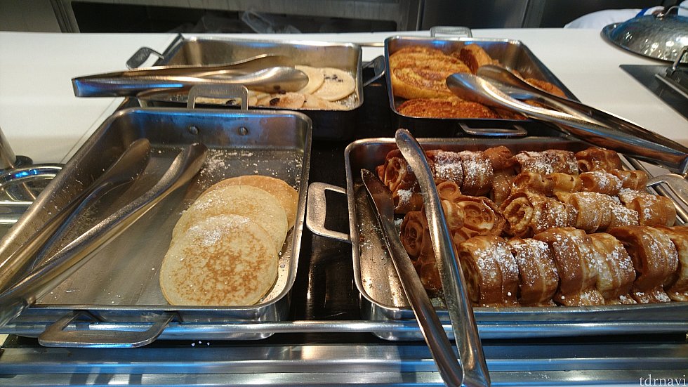 パンケーキ🥞やミッキーワッフル❤️