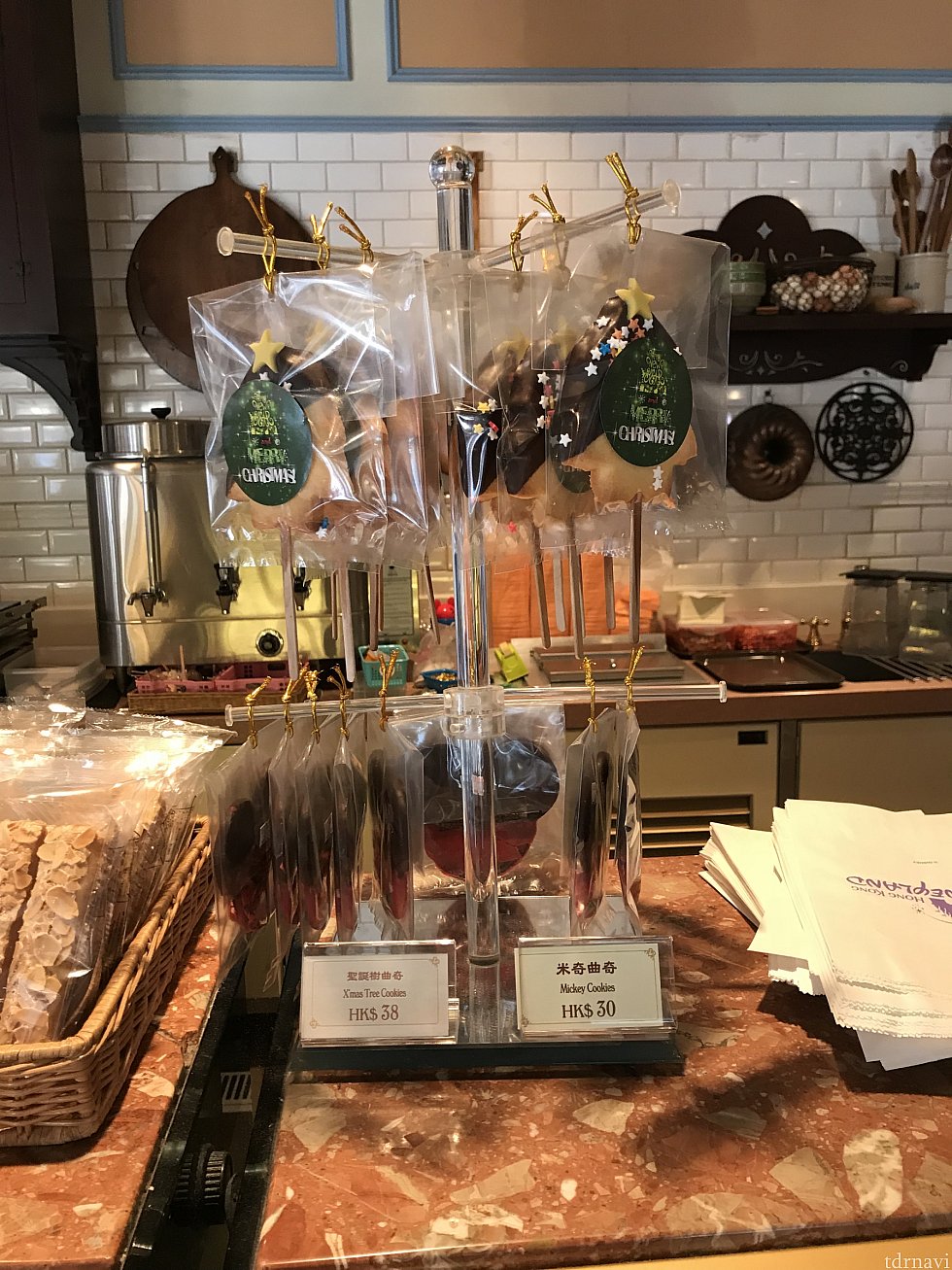クリスマスの装飾がされたクッキーもありました。