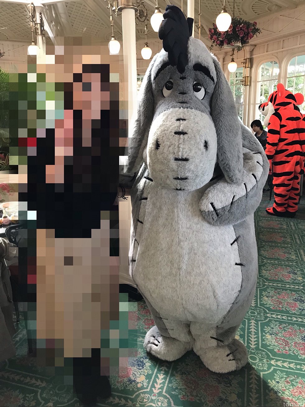 イーヨーはとても照れ屋さんでした✨