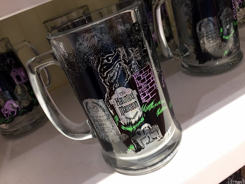 ビールジョッキ。