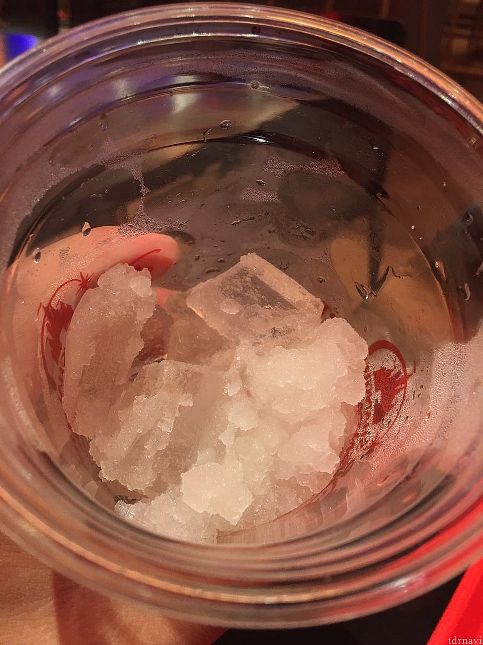 美味しいフローズンですが中には大きめな氷がゴロゴロ。量的には少なめだったのかも?💦