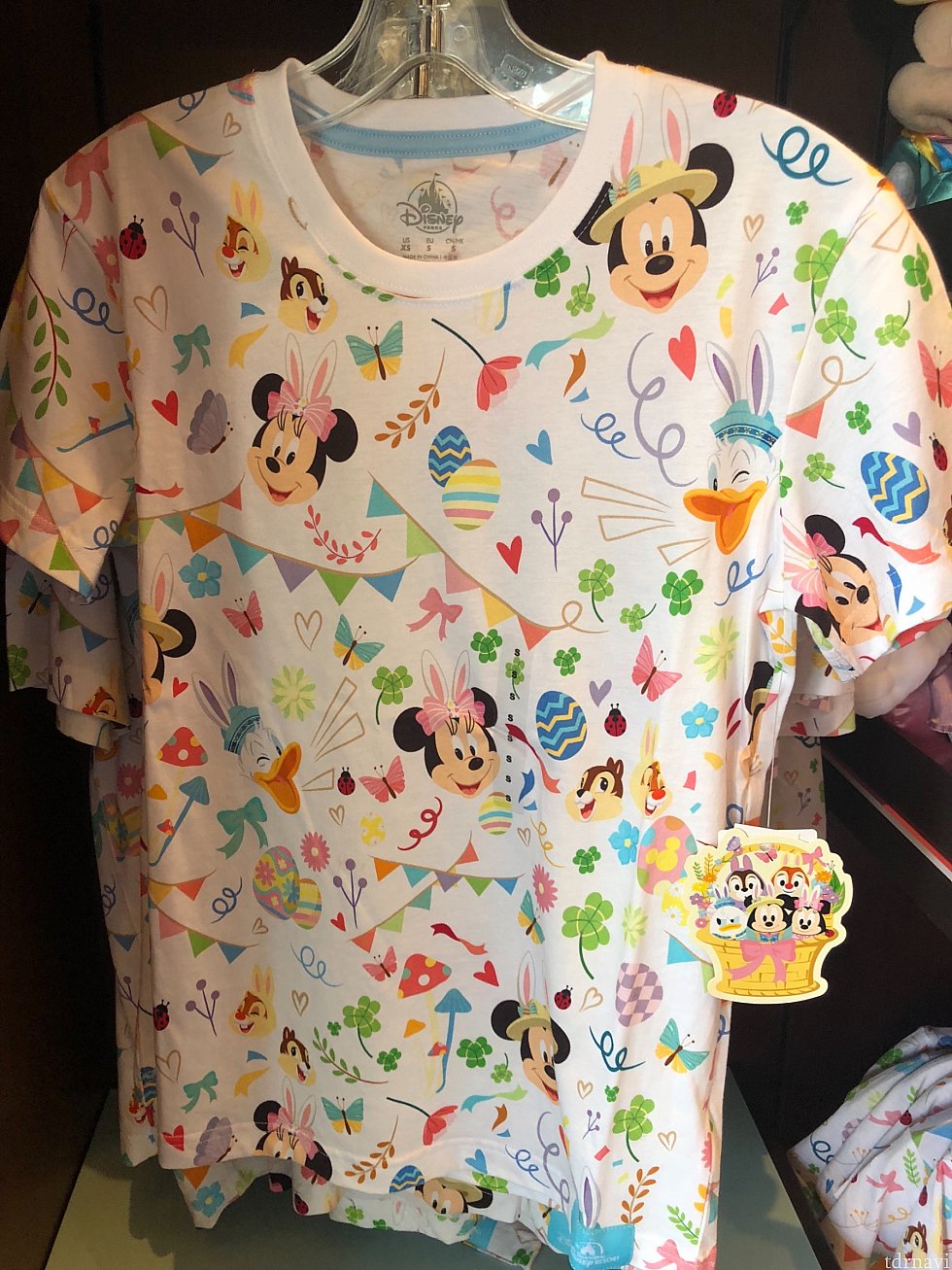 総柄の可愛いTシャツ♡ 大人用 169元、子供用139元