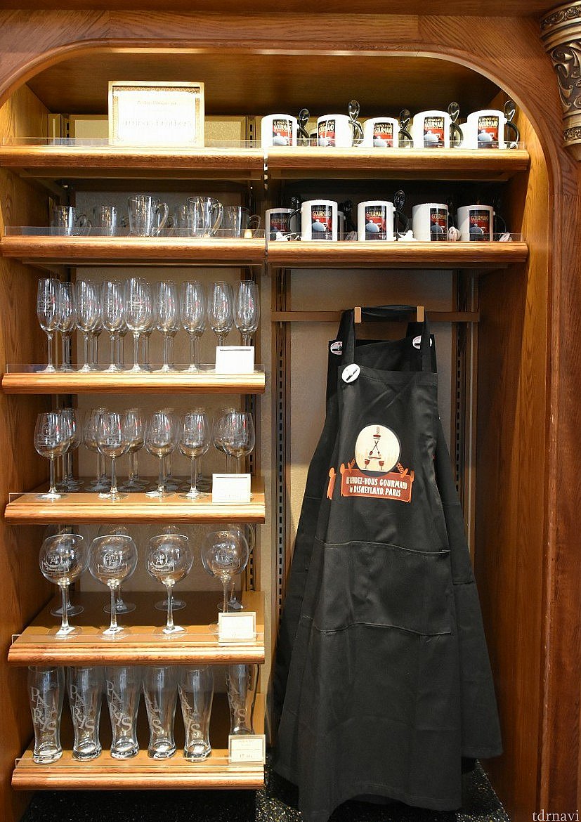 スタジオでやっていた“LE RENDEZ -VOUS GOURMAND de DISNEYLAND PARIS”というグルメイベントのグッズも