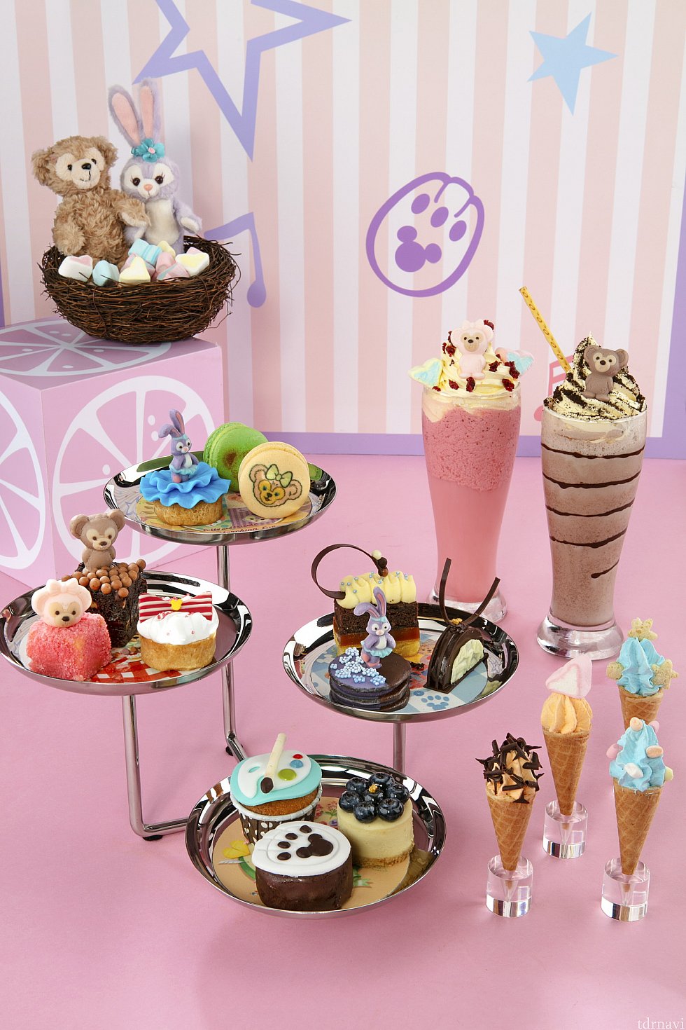 スイーツも可愛い♡
ミッキーアベニューのレストランや、ルミエールキッチンのウィークエンドブランチで色々あるようです